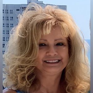 Meet your Posher, Cathy